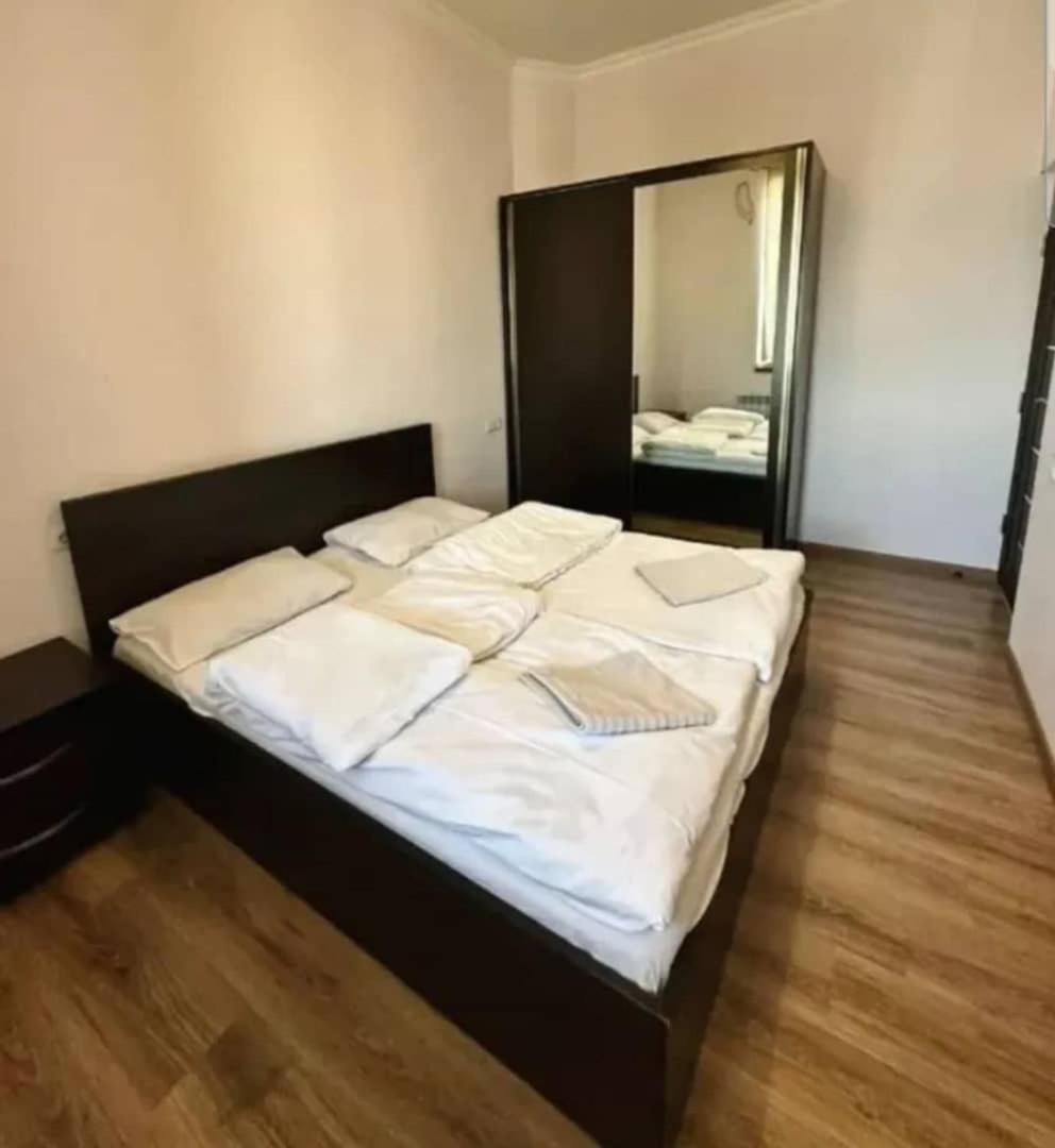 Elite Apartments Γιερεβάν Εξωτερικό φωτογραφία